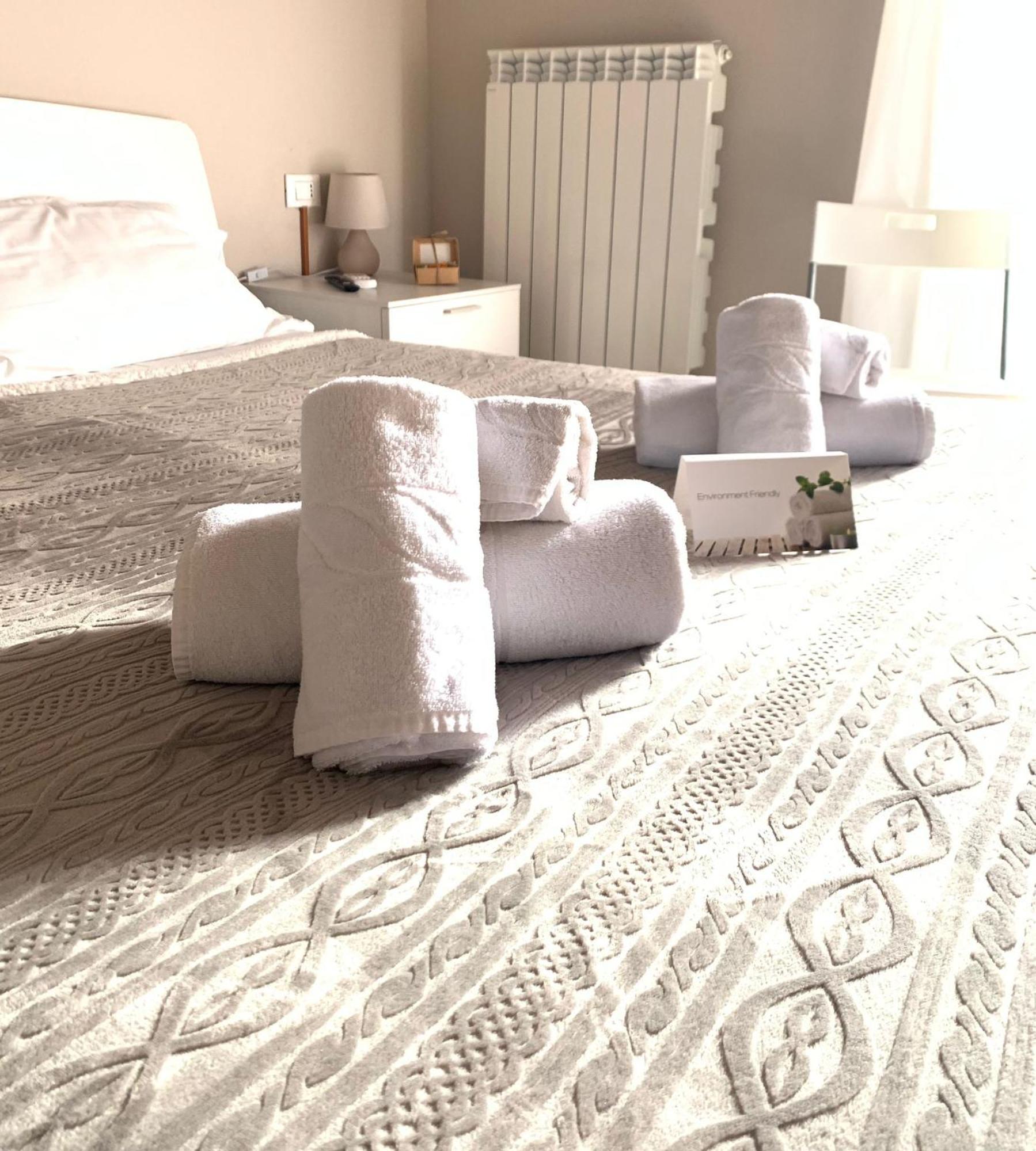 Residenza Lisy Hotell Verbania Exteriör bild